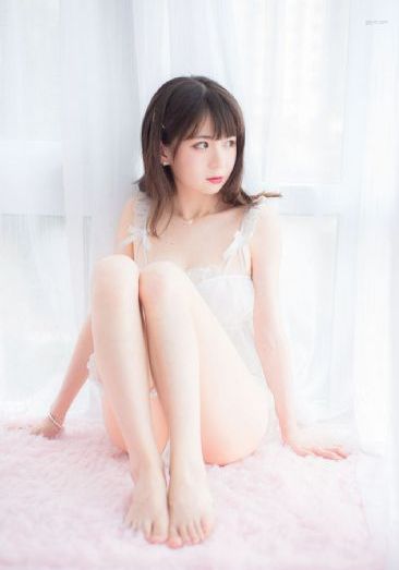 我女朋友的母亲中文完整视频翻译
